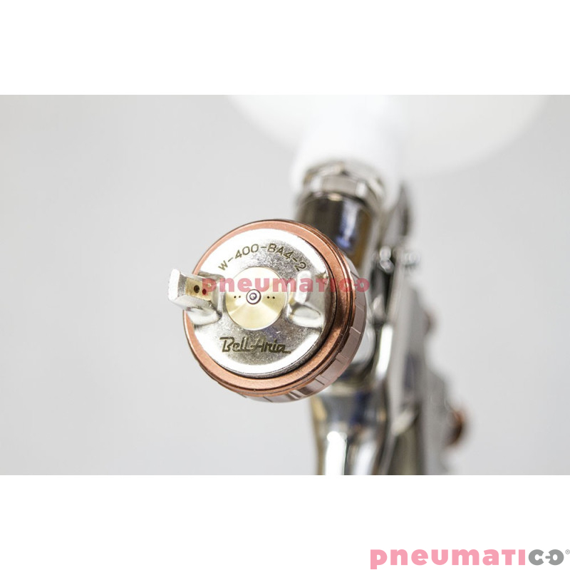 Pistolet lakierniczy Iwata High T.E.C. W400 BellAria LV2 z górnym zbiornikiem Pistolet lakierniczy Iwata High T.E.C. W400 BellAria LV2 z górnym zbiornikiem