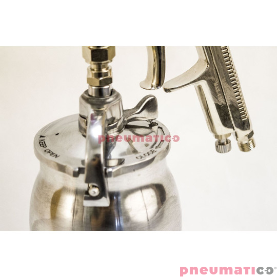 Pistolet lakierniczy EXPERT HP z dolnym zbiornikiem 0,8 mm Pistolet lakierniczy EXPERT HP z dolnym zbiornikiem 0,8 mm