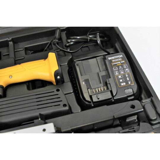 Zszywacz akumulatorowy do kartonów Stanley Bostitch DSA-3522-U Zszywacz akumulatorowy do kartonów Stanley Bostitch DSA-3522-U