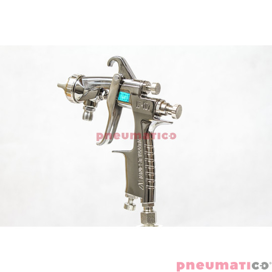 Pistolet lakierniczy Iwata W101 E2P dolnozasilany - dysza 1,0 mm