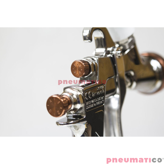 Pistolet lakierniczy Iwata High T.E.C. W400 BellAria  LV2   z górnym zbiornikiem Pistolet lakierniczy Iwata High T.E.C. W400 BellAria  LV2   z górnym zbiornikiem