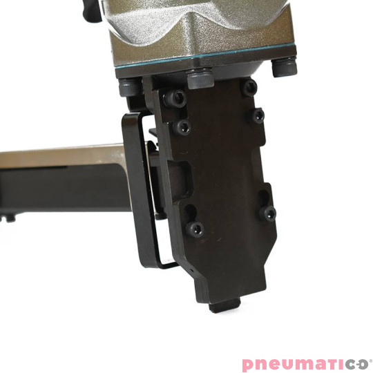 Zszywacz pneumatyczny do palet EPAL Zszywacz pneumatyczny do palet EPAL