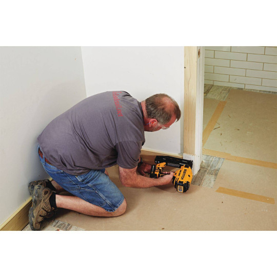 Sztyfciarka pneumatyczna FN1664SP-E Stanley Bostitch 14x16mm