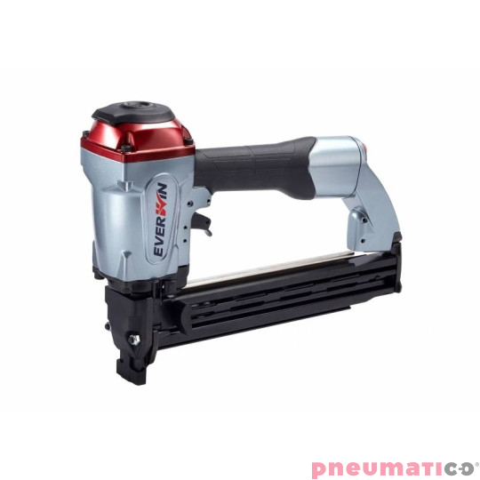 Zszywacz do przybijania tektury do palety Everwin SN40 Zszywacz do przybijania tektury do palety Everwin SN40