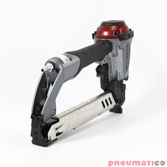 Zszywacz do przybijania tektury do palety Everwin SN40 Zszywacz do przybijania tektury do palety Everwin SN40