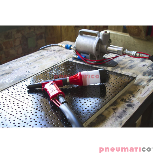 Nitownica hydrauliczno-pneumatyczna do nitów zrywalnych FAR RAC 2200 Nitownica hydrauliczno-pneumatyczna do nitów zrywalnych FAR RAC 2200