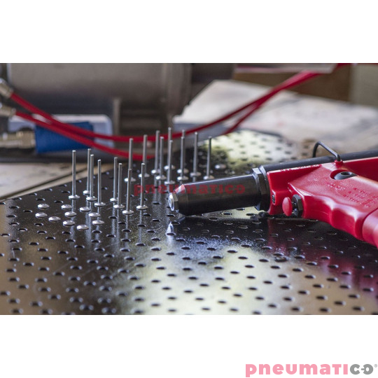 Nitownica hydrauliczno-pneumatyczna do nitów zrywalnych FAR RAC 2200 Nitownica hydrauliczno-pneumatyczna do nitów zrywalnych FAR RAC 2200