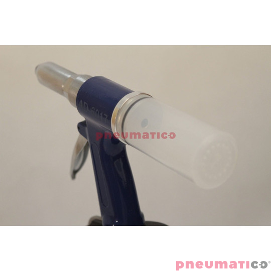 Nitownica pneumatyczna AD-6017 Nitownica pneumatyczna AD-6017