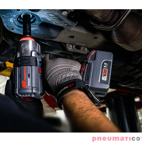 Akumulatorowy klucz udarowy z wymiennym wrzecionem Ingersoll Rand W7153EU-K22B-EU DXS® 1/2" 2034 Nm (2 aku. lI-ikon 20V, 5Ah)