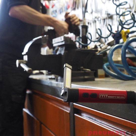 LAMPA WARSZTATOWA LED SE-2012 M7 LAMPA WARSZTATOWA LED SE-2012 M7