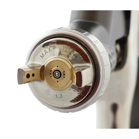 Pistolet lakierniczy LEADER HVLP 1.3mm zbiornik 600ml MODEL 1999-2021