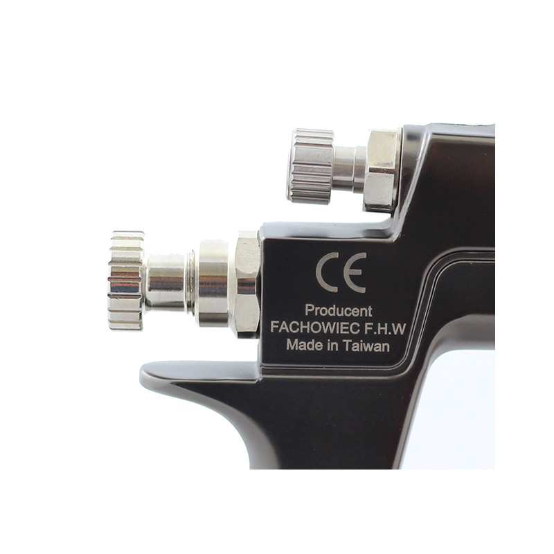 Pistolet lakierniczy LEADER HVLP 1.6mm zbiornik 600ml MODEL 1999-2021