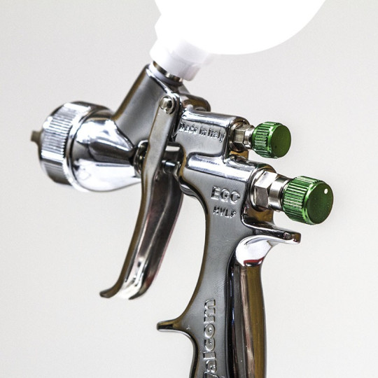 Pistolet lakierniczy WALCOM Genesi GEO z górnym zbiornikiem Pistolet lakierniczy WALCOM Genesi GEO z górnym zbiornikiem