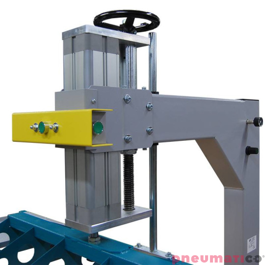PNEUMATYCZNA PRASA DO TAPICEROWANIA PDM-1 PNEUMATYCZNA PRASA DO TAPICEROWANIA PDM-1