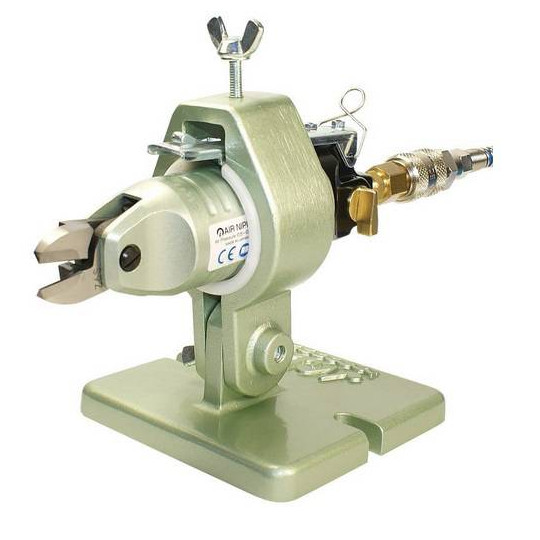 Uchwyt do szczypiec pneumatycznych MR20