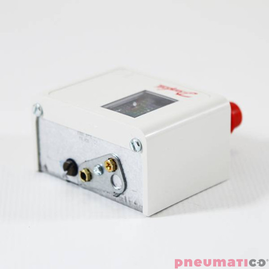 Wyłącznik ciśnieniowy presostat do kompresorów śrubowych DANFOSS KP-36 14bar Wyłącznik ciśnieniowy presostat do kompresorów śrubowych DANFOSS KP-36 14bar